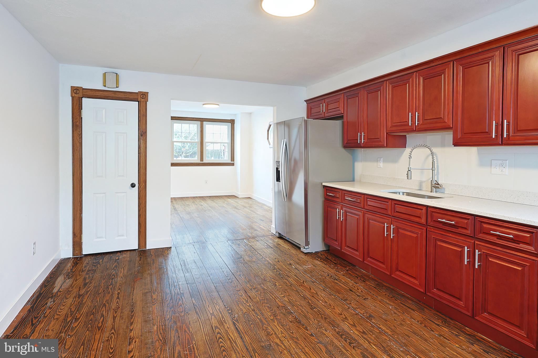 SOUTH END - Residential