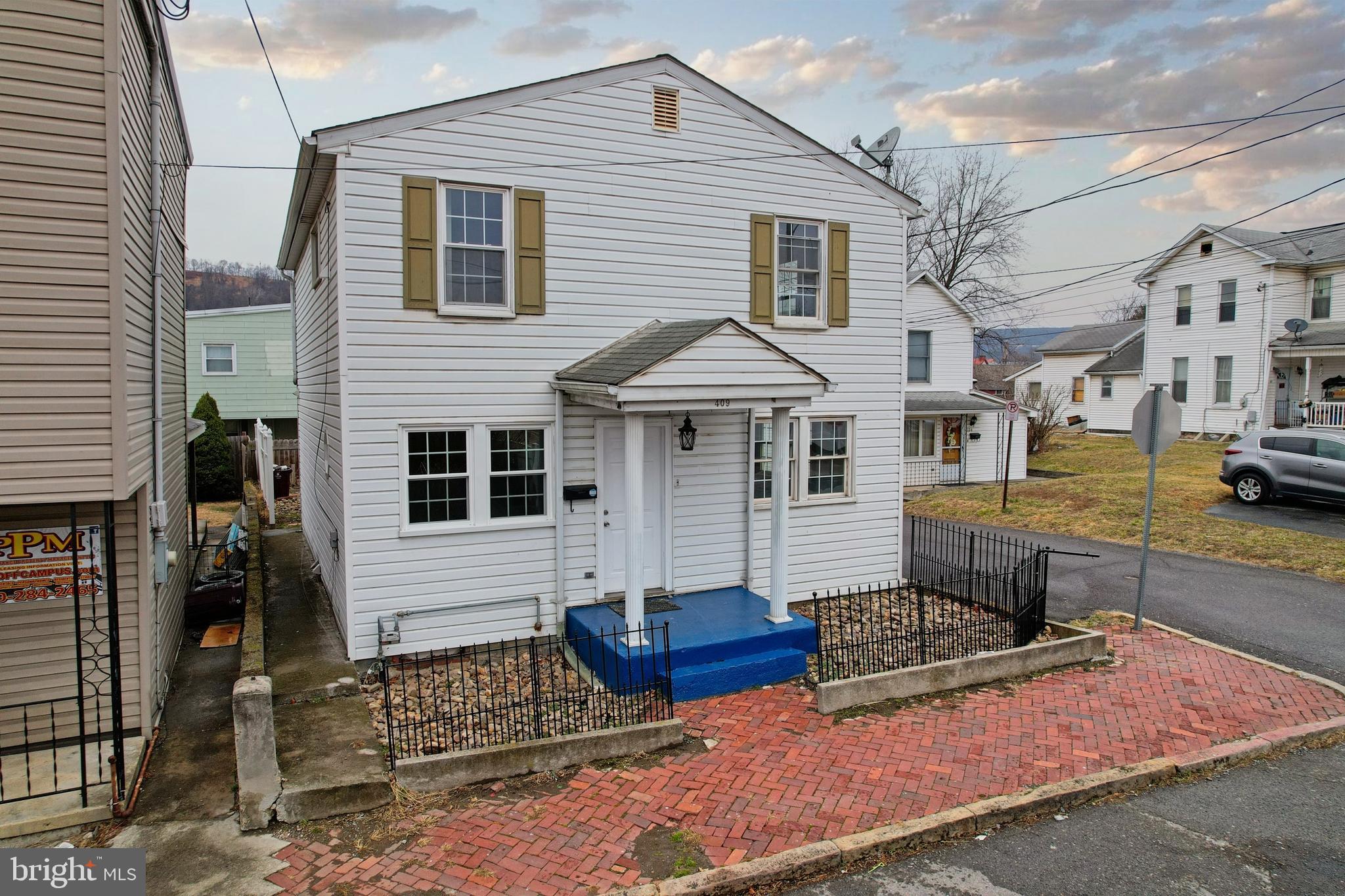 SOUTH END - Residential