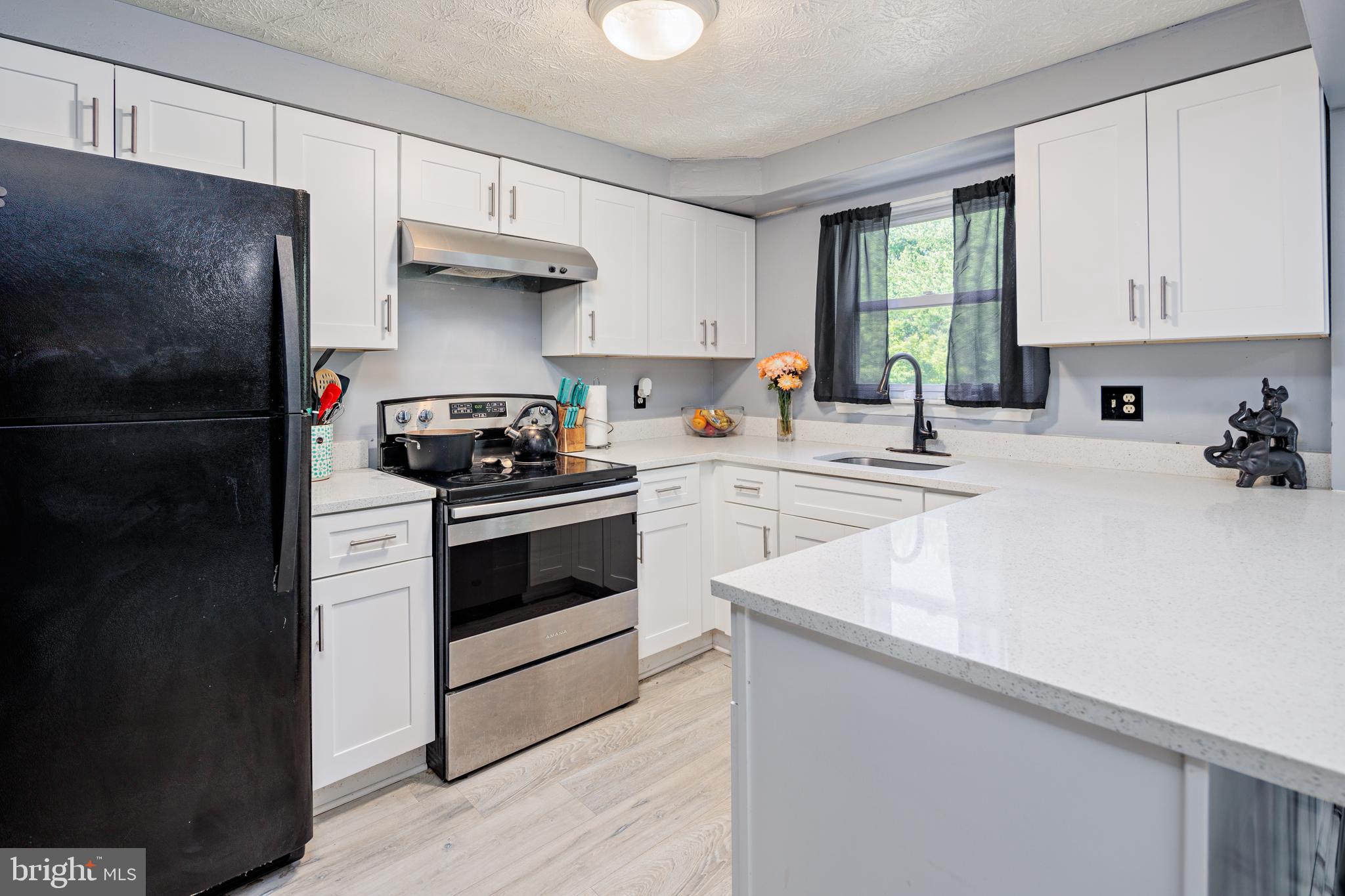 GREENBRIER HILLS - Residential