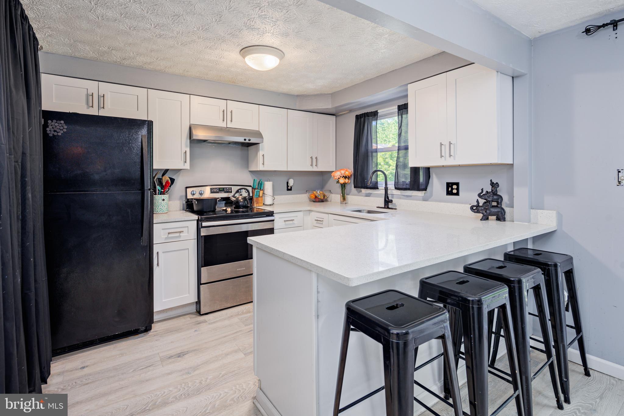 GREENBRIER HILLS - Residential