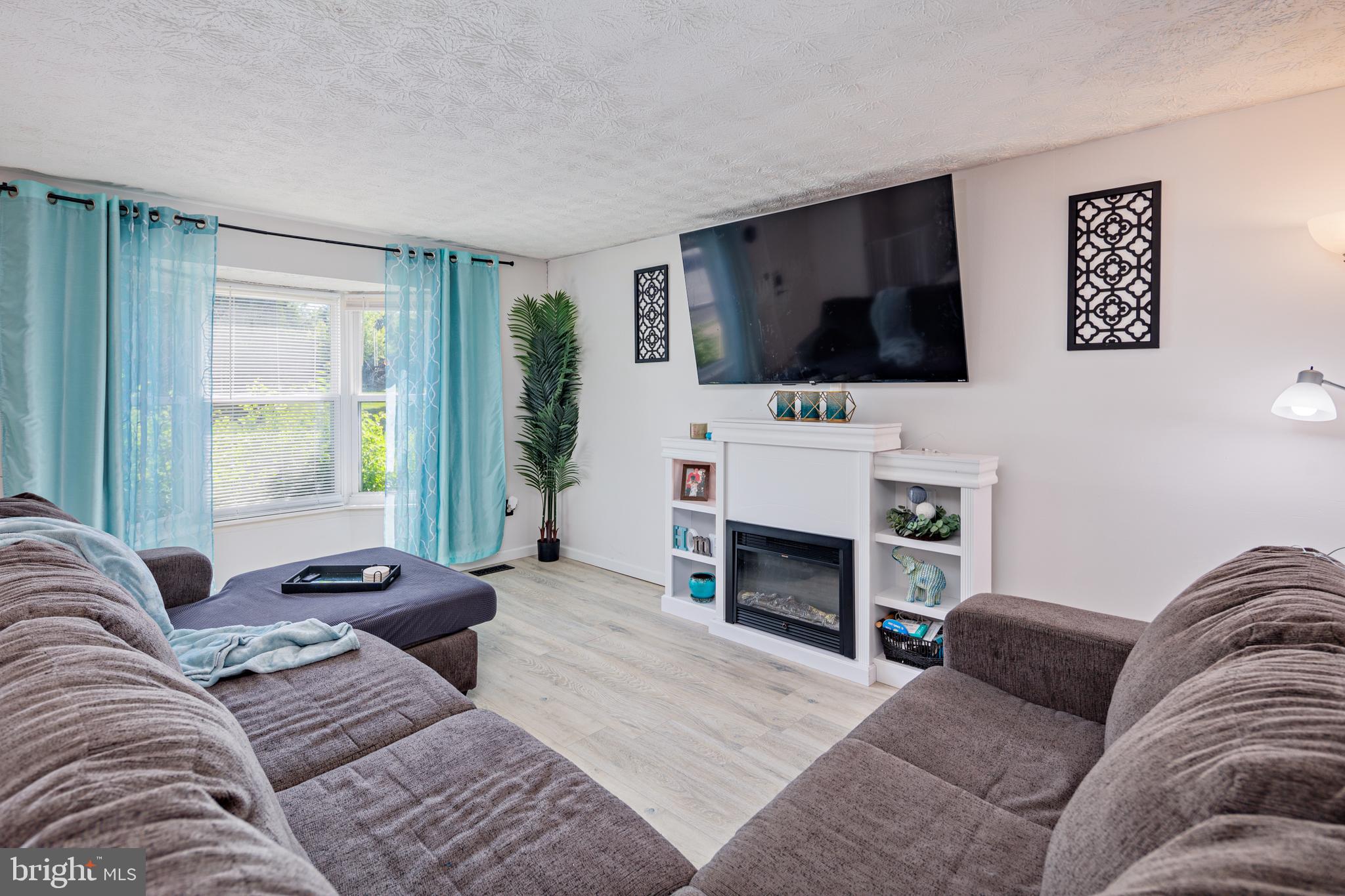 GREENBRIER HILLS - Residential