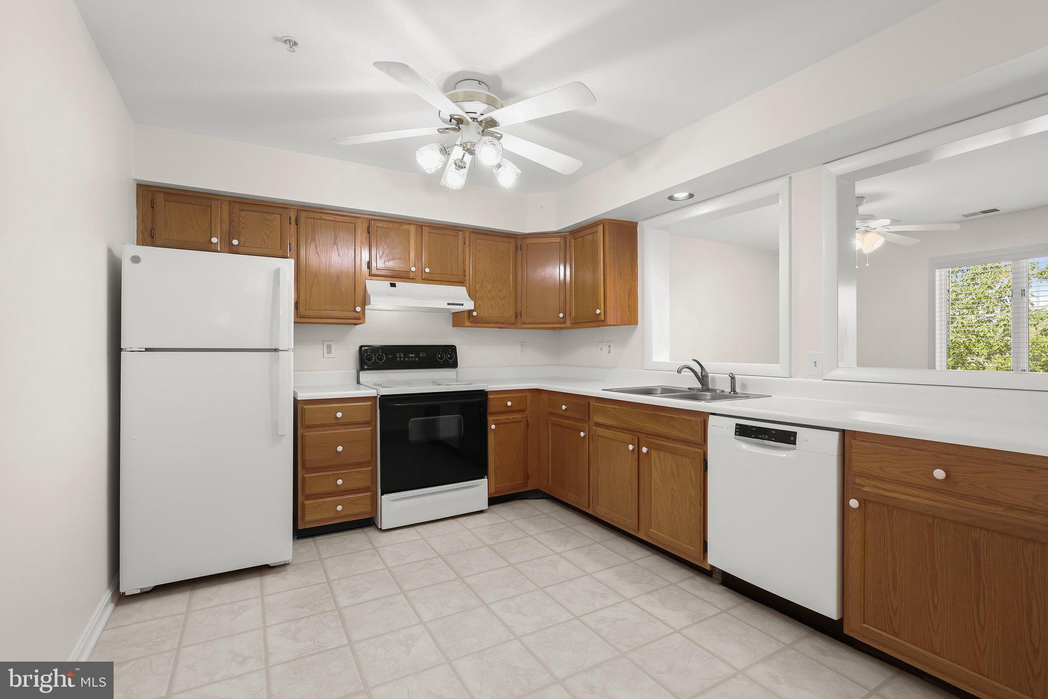 445 PLEASANTON ROAD C31