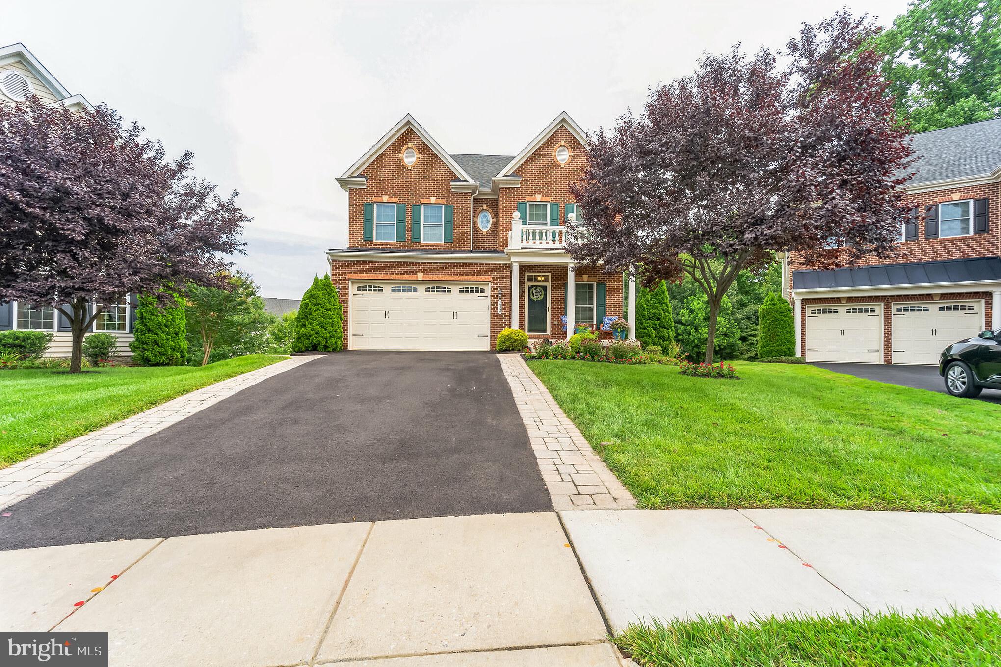 DEEP CREEK VILLAGE - Residential