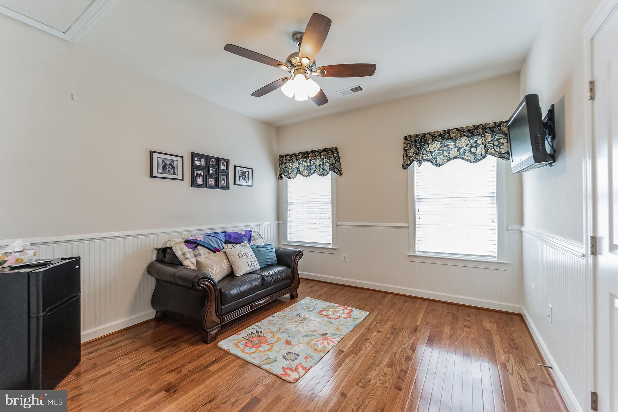 DEEP CREEK VILLAGE - Residential