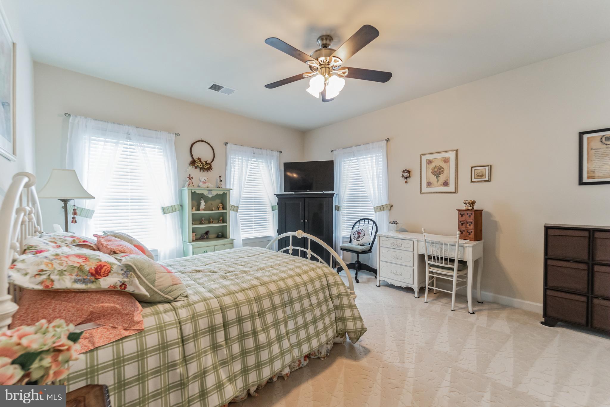 DEEP CREEK VILLAGE - Residential