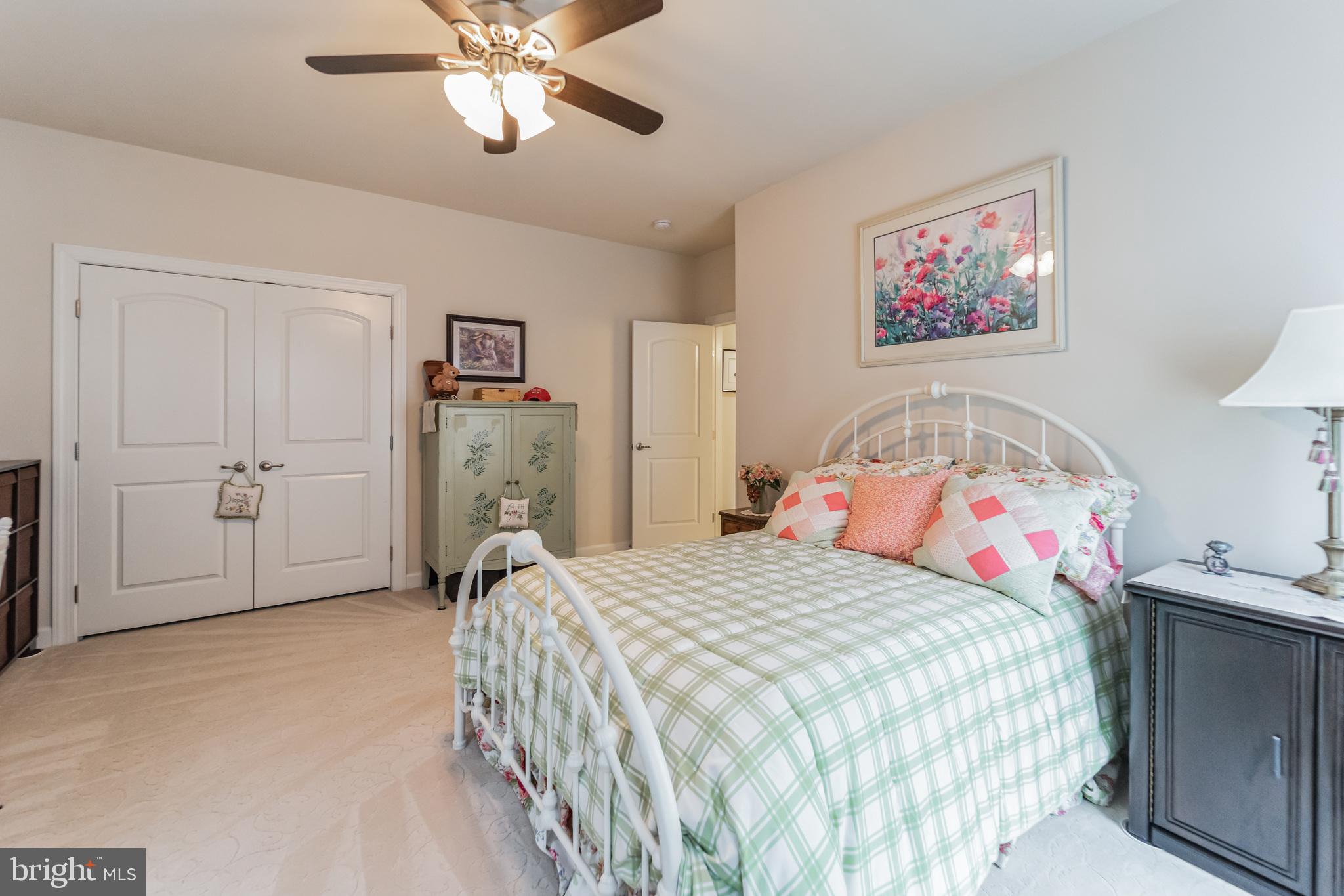 DEEP CREEK VILLAGE - Residential