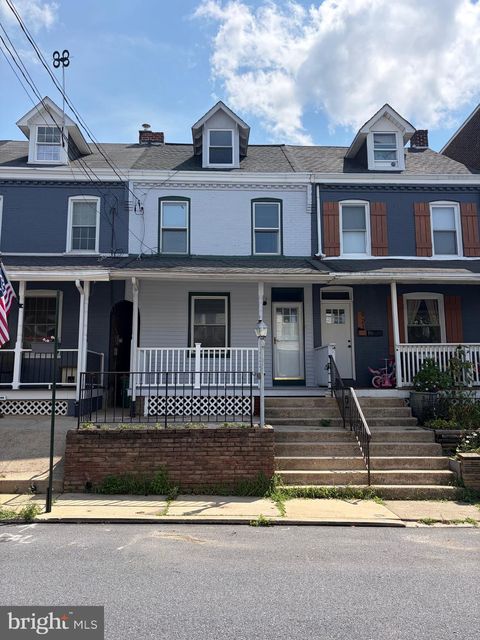 Townhouse For Sale - 923 Lititz Avenue<br/> LANCASTER, PA 17602
