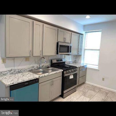 PENROSE - Residential Lease