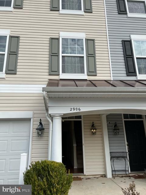 RIVER OAKS - Residential Lease