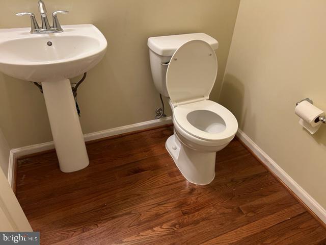 RIVER OAKS - Residential Lease