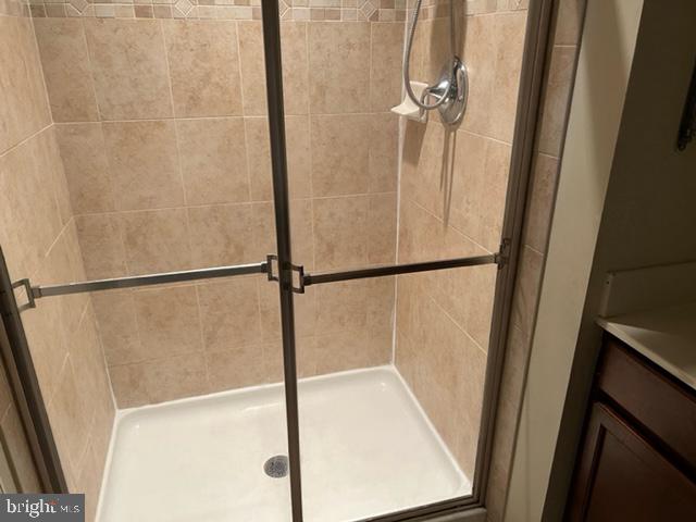 RIVER OAKS - Residential Lease