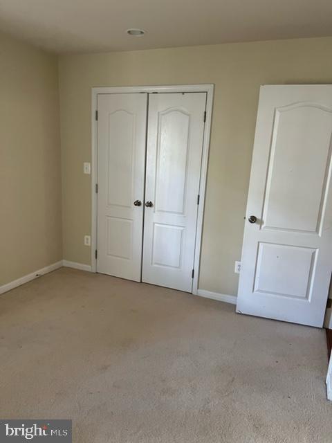 RIVER OAKS - Residential Lease