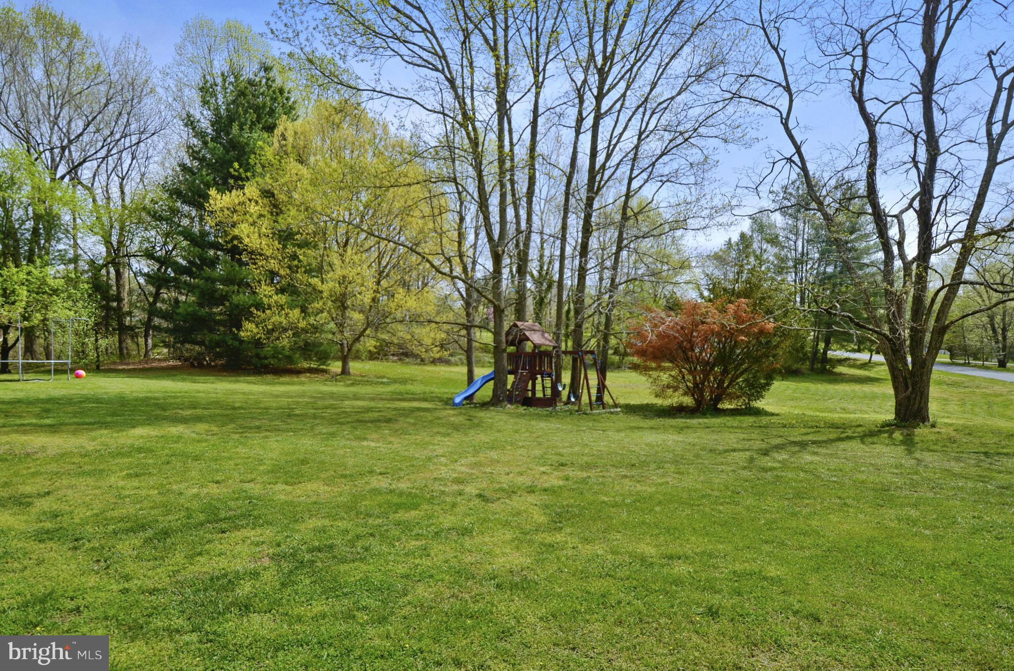 LOTHIAN WOODS - Residential