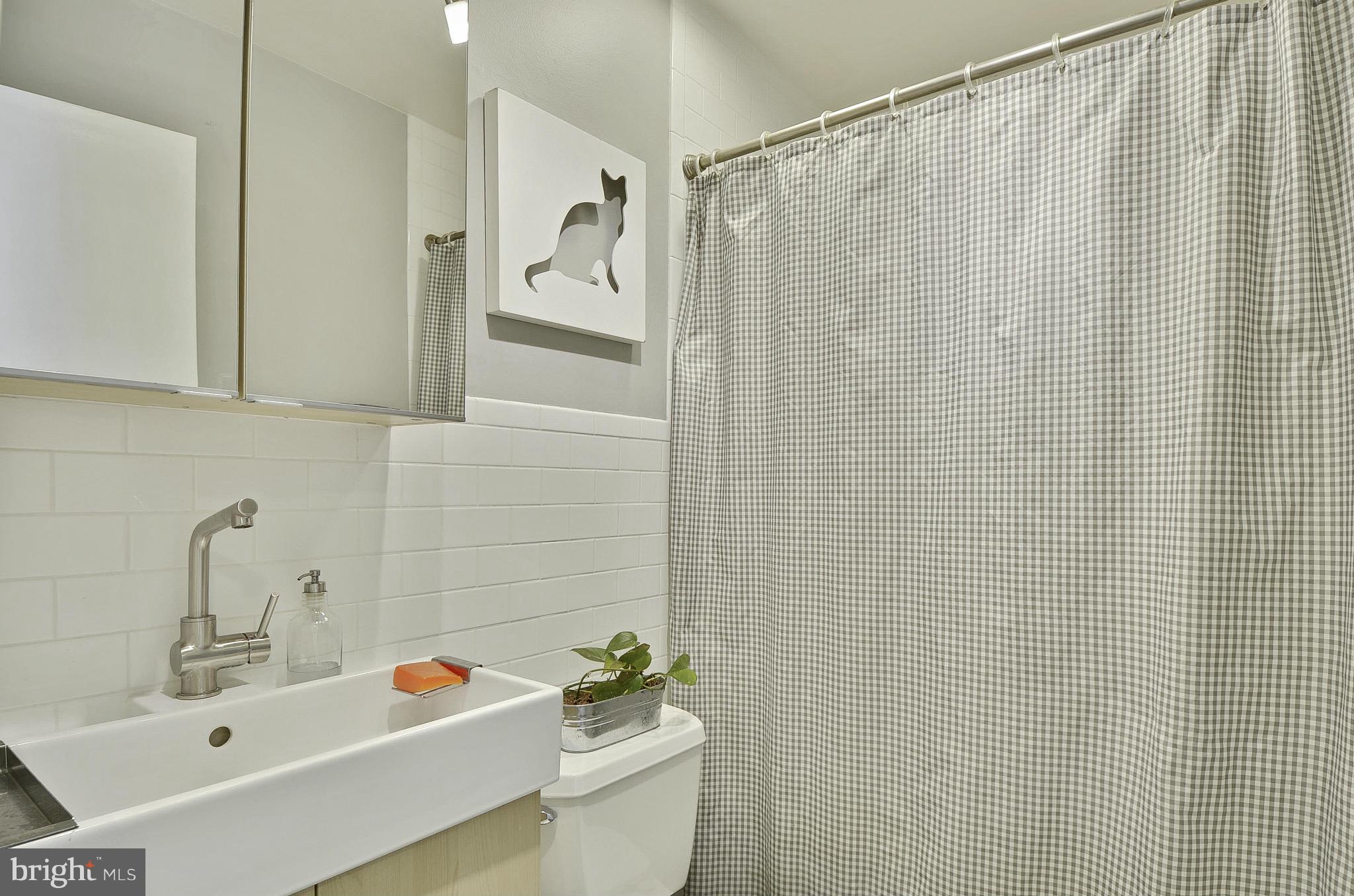 LOTHIAN WOODS - Residential