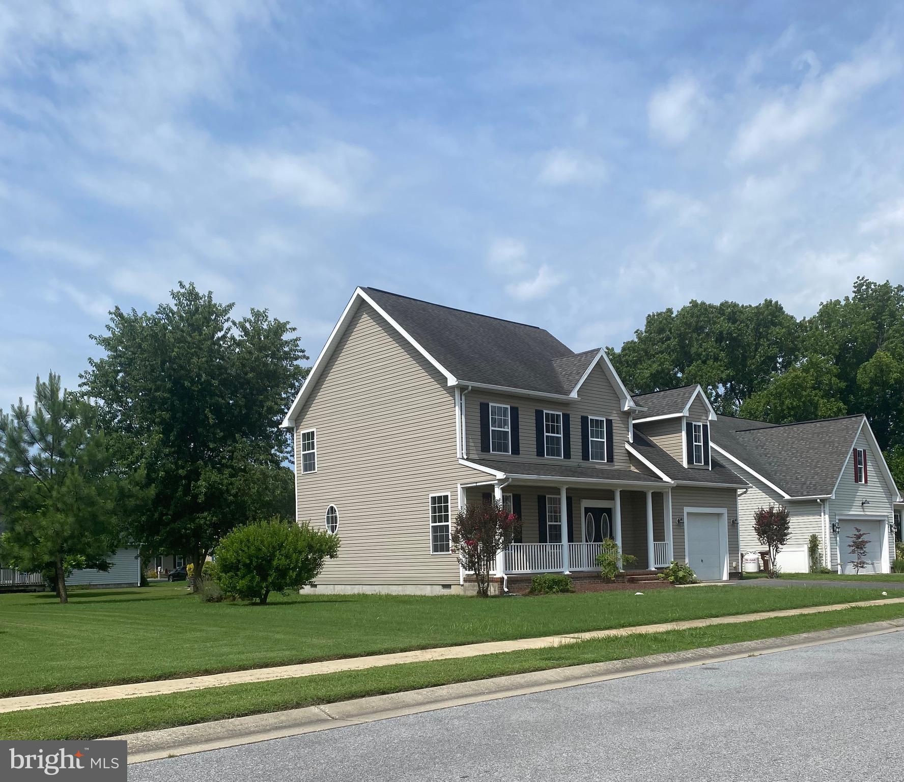 GARDEN ESTATES - Residential