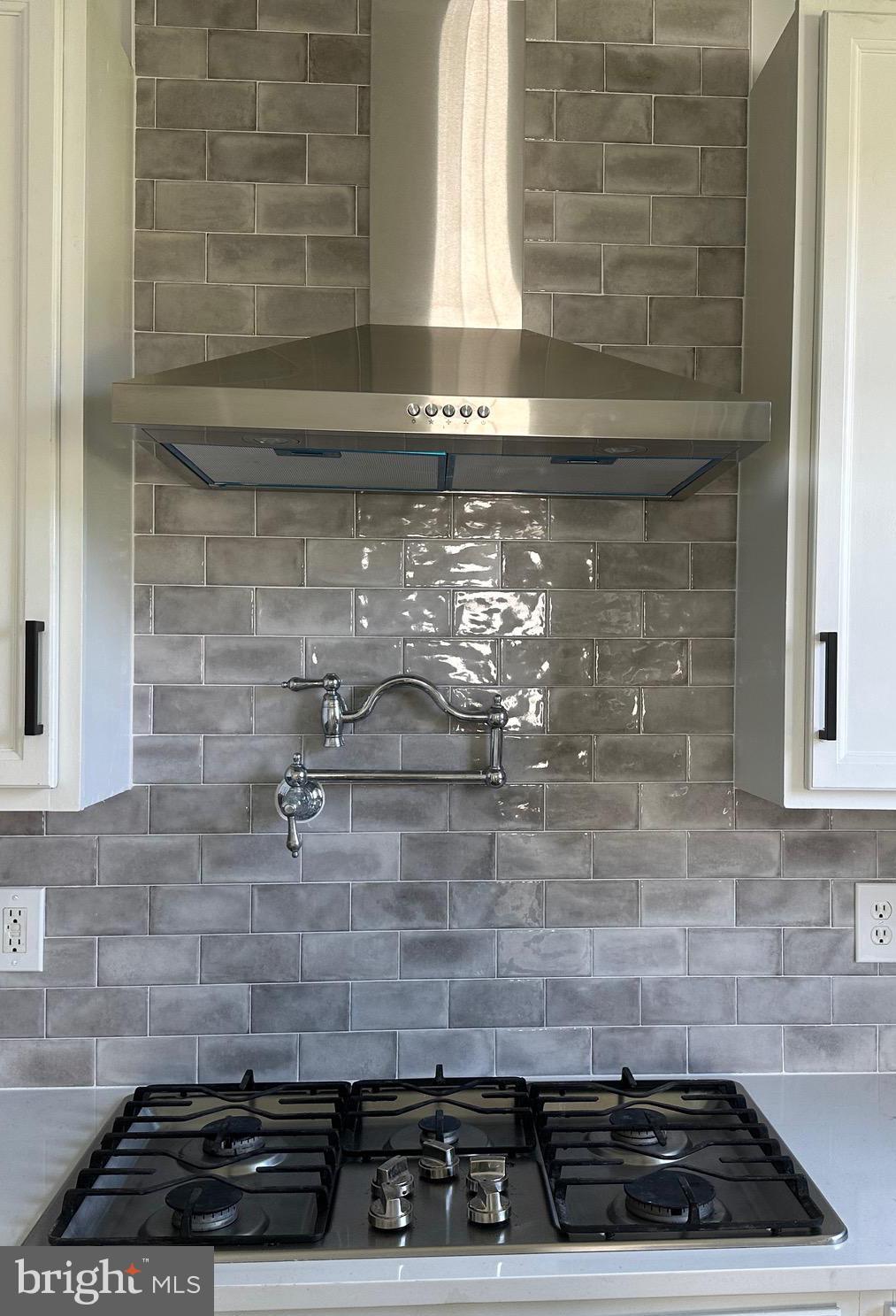 GARDEN ESTATES - Residential