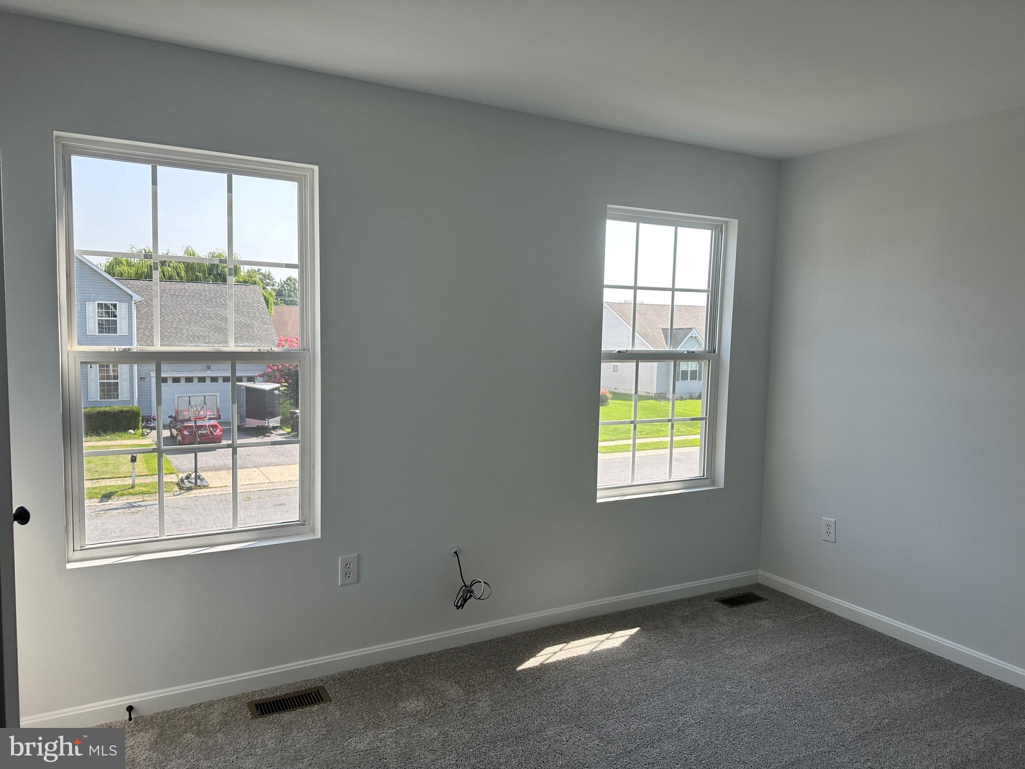 GARDEN ESTATES - Residential