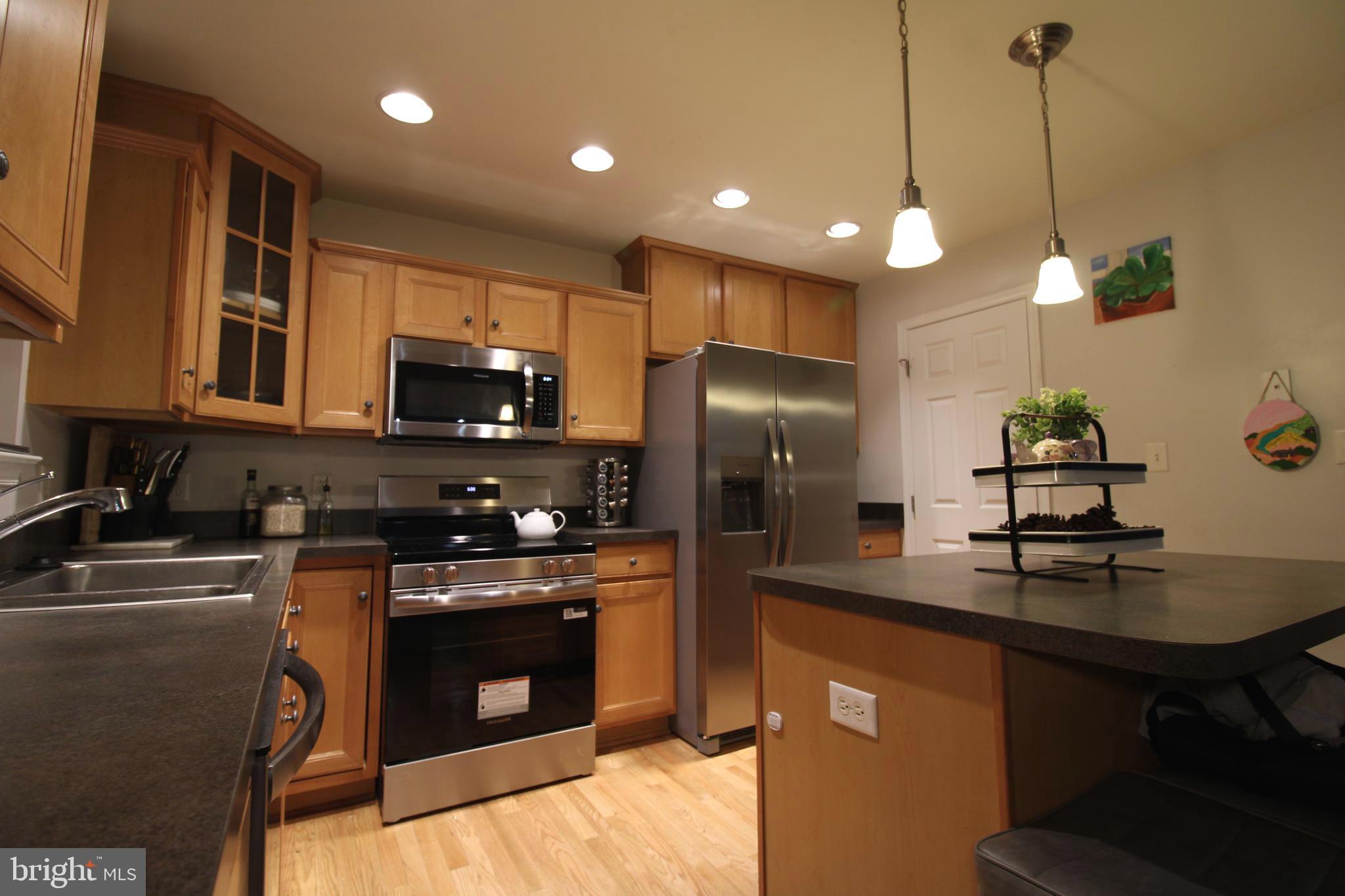 485 THOMAS ARMOR DRIVE