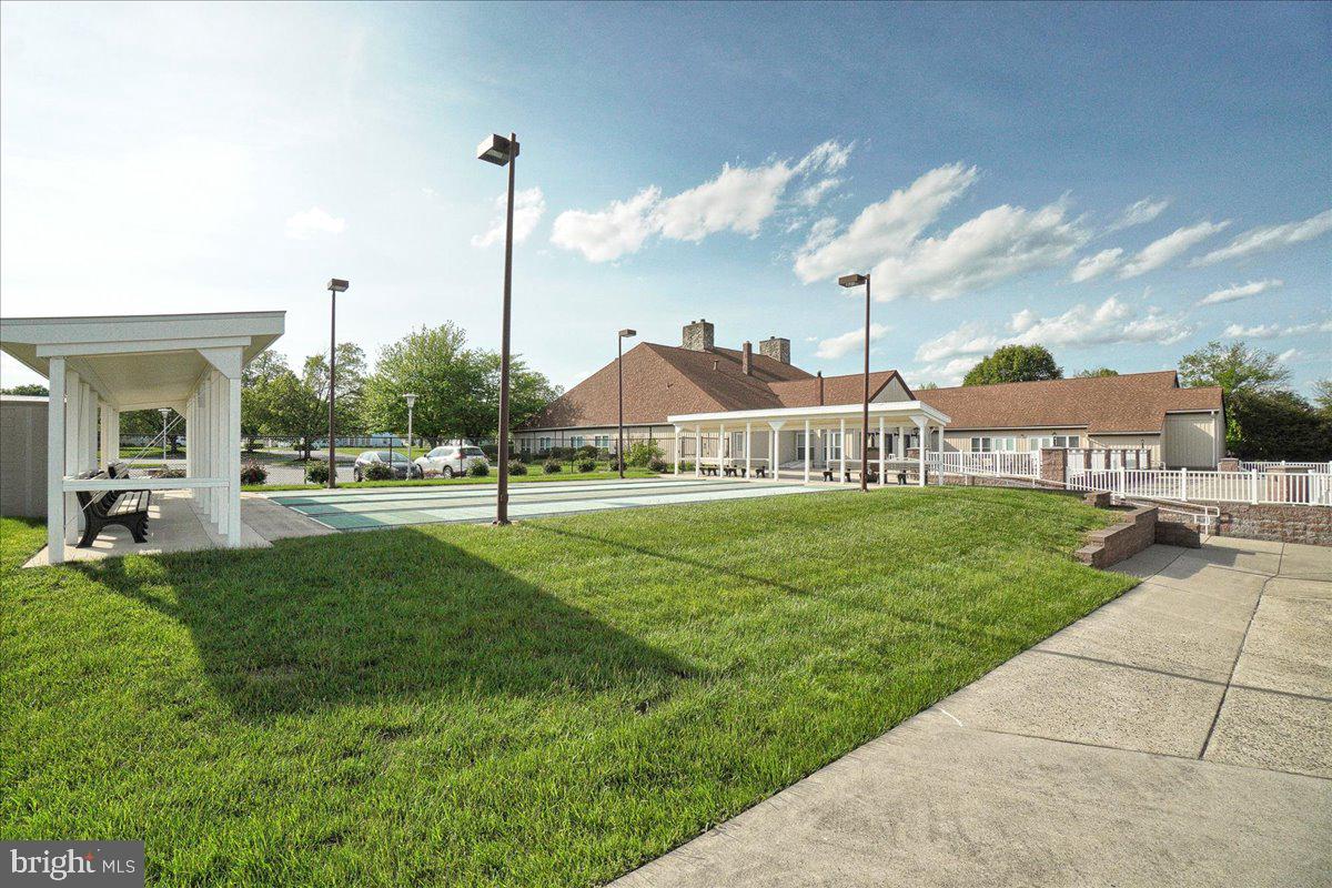 CRESTWOOD VILLAGE - Residential