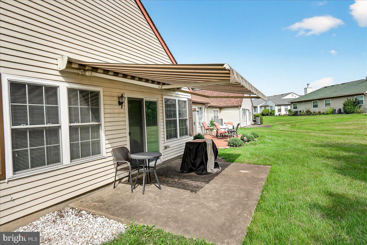 CRESTWOOD VILLAGE - Residential