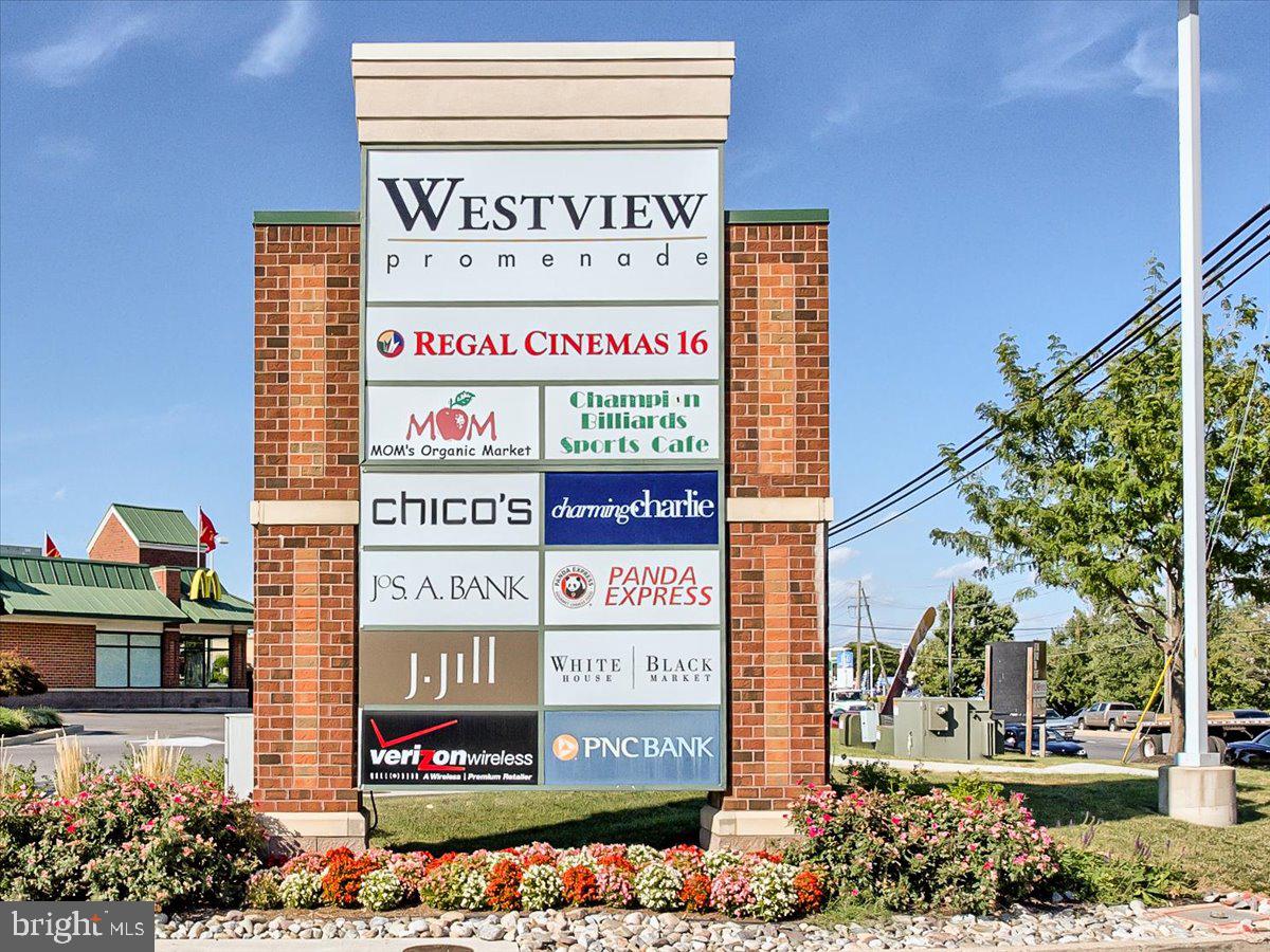 CRESTWOOD VILLAGE - Residential