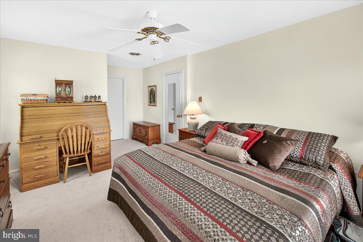 CRESTWOOD VILLAGE - Residential