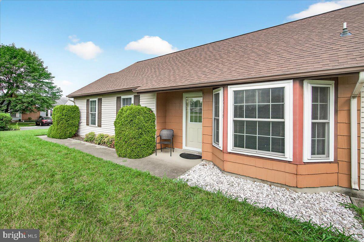 CRESTWOOD VILLAGE - Residential