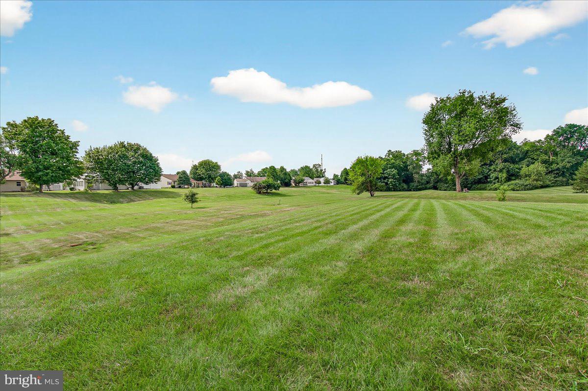 CRESTWOOD VILLAGE - Residential