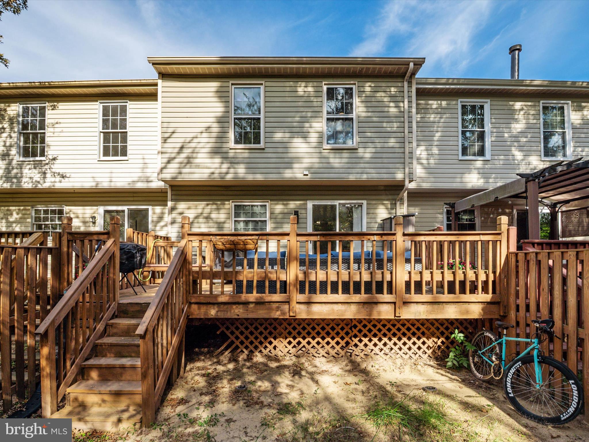 SEVEN OAKS - Residential