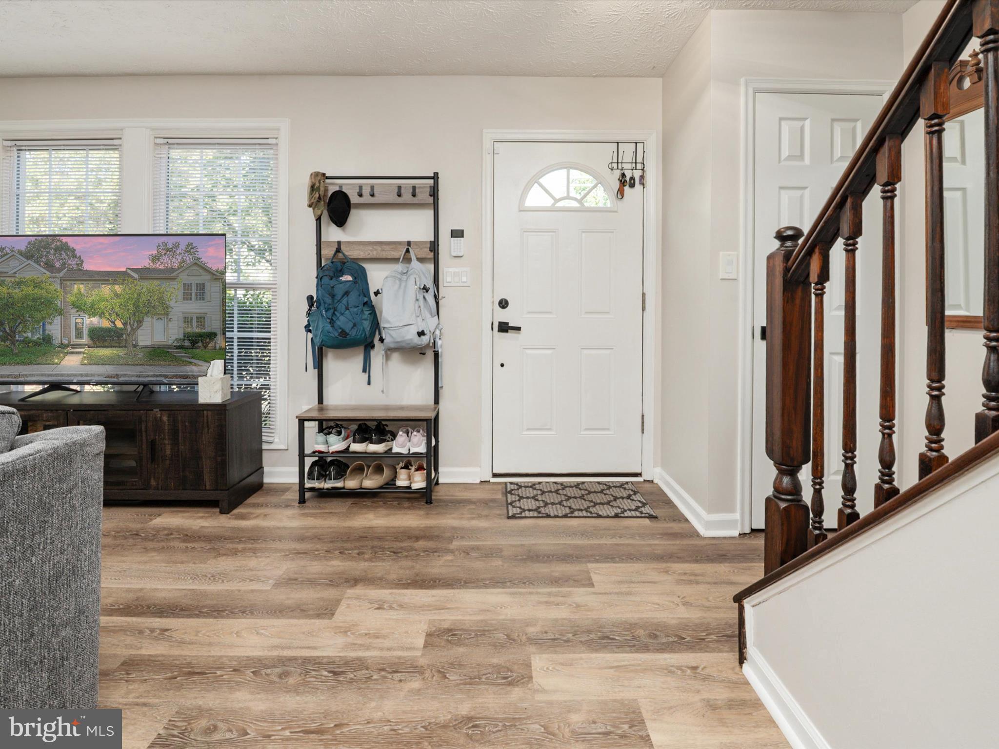 SEVEN OAKS - Residential