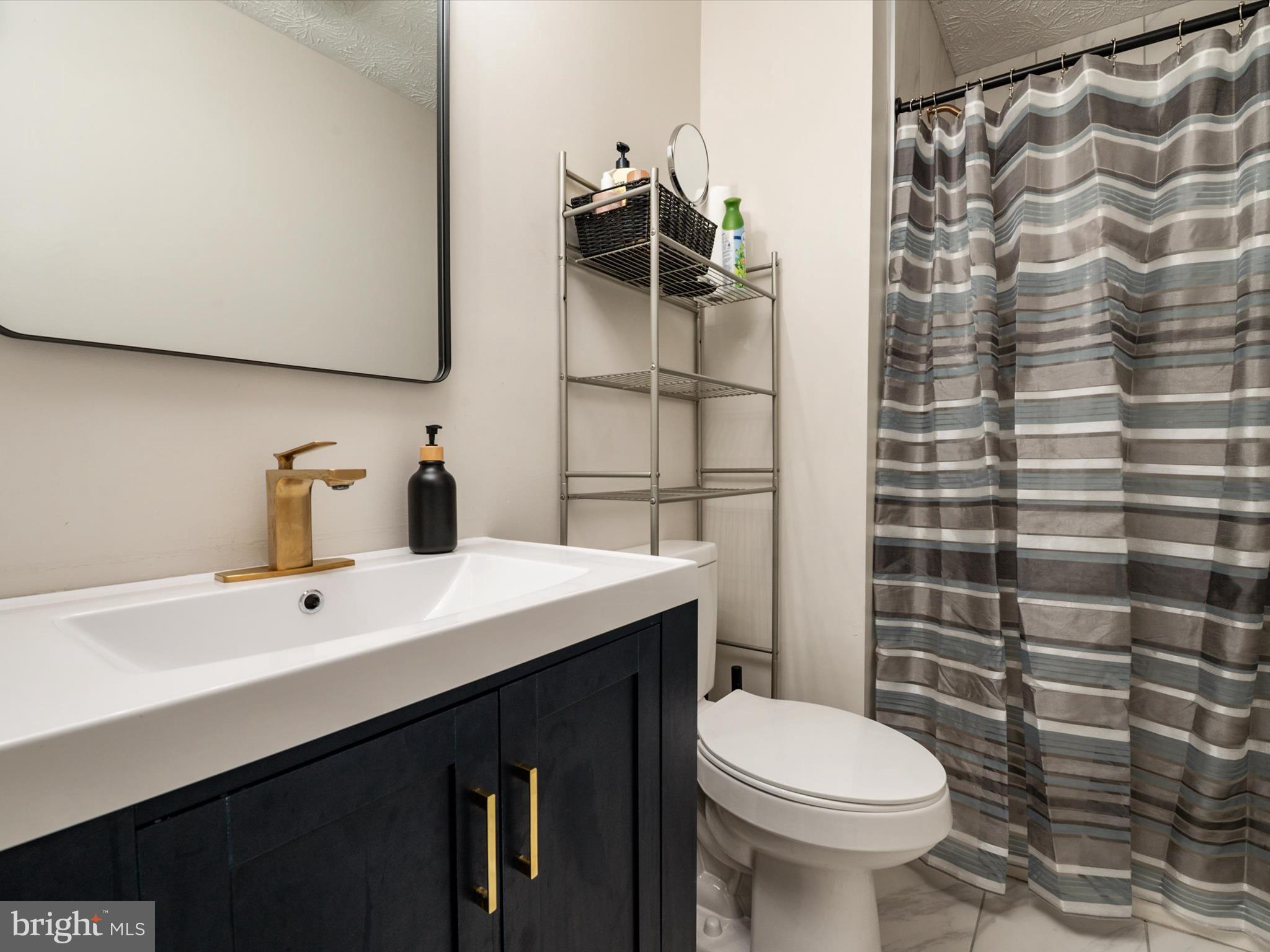 SEVEN OAKS - Residential