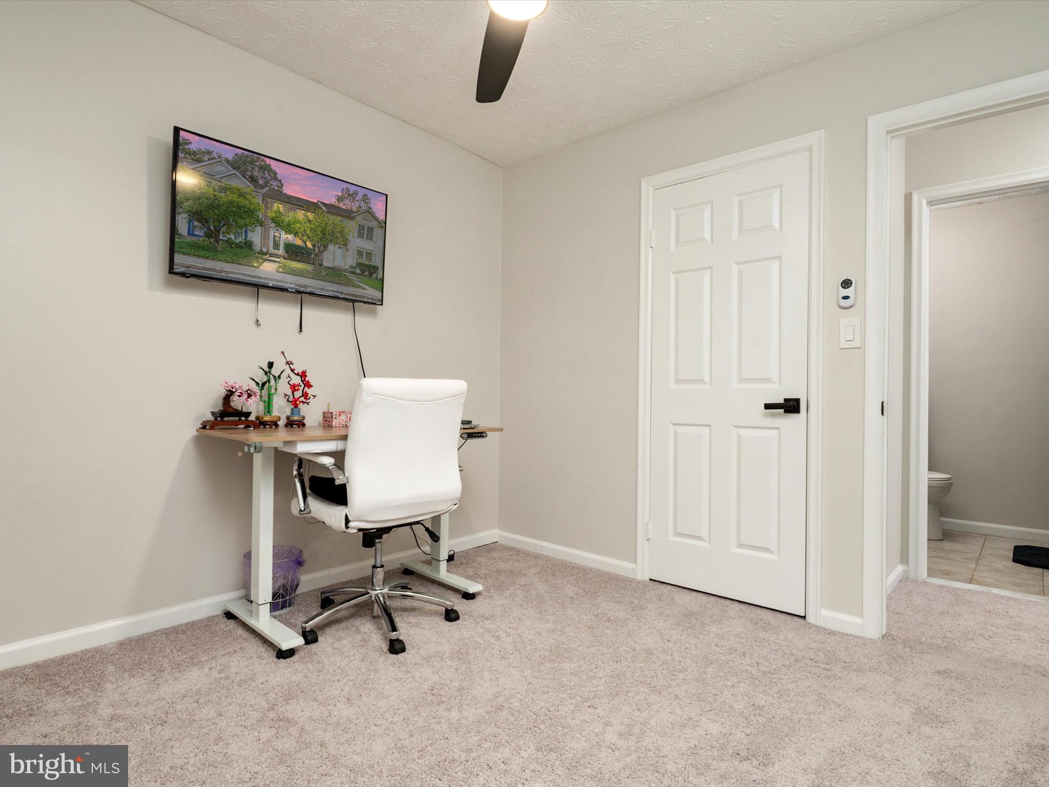 SEVEN OAKS - Residential