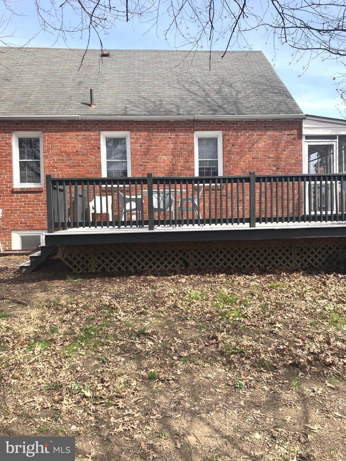 ARLINGTON HEIGHTS - Residential Lease