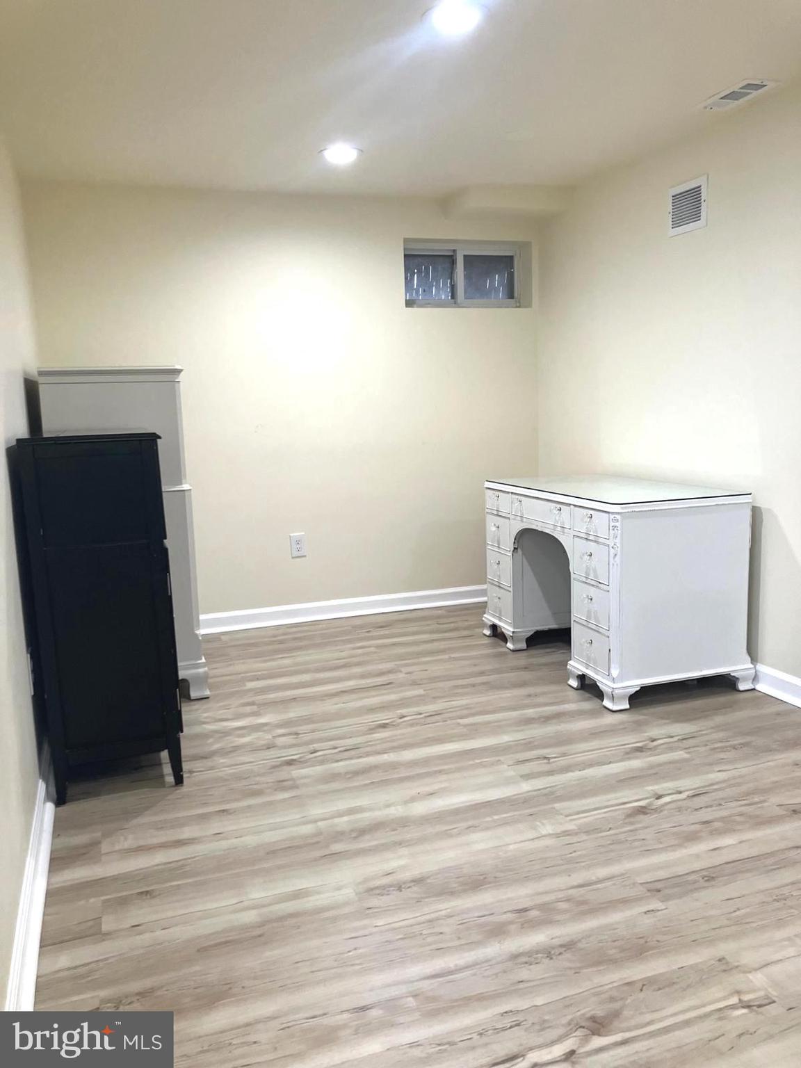 ARLINGTON HEIGHTS - Residential Lease