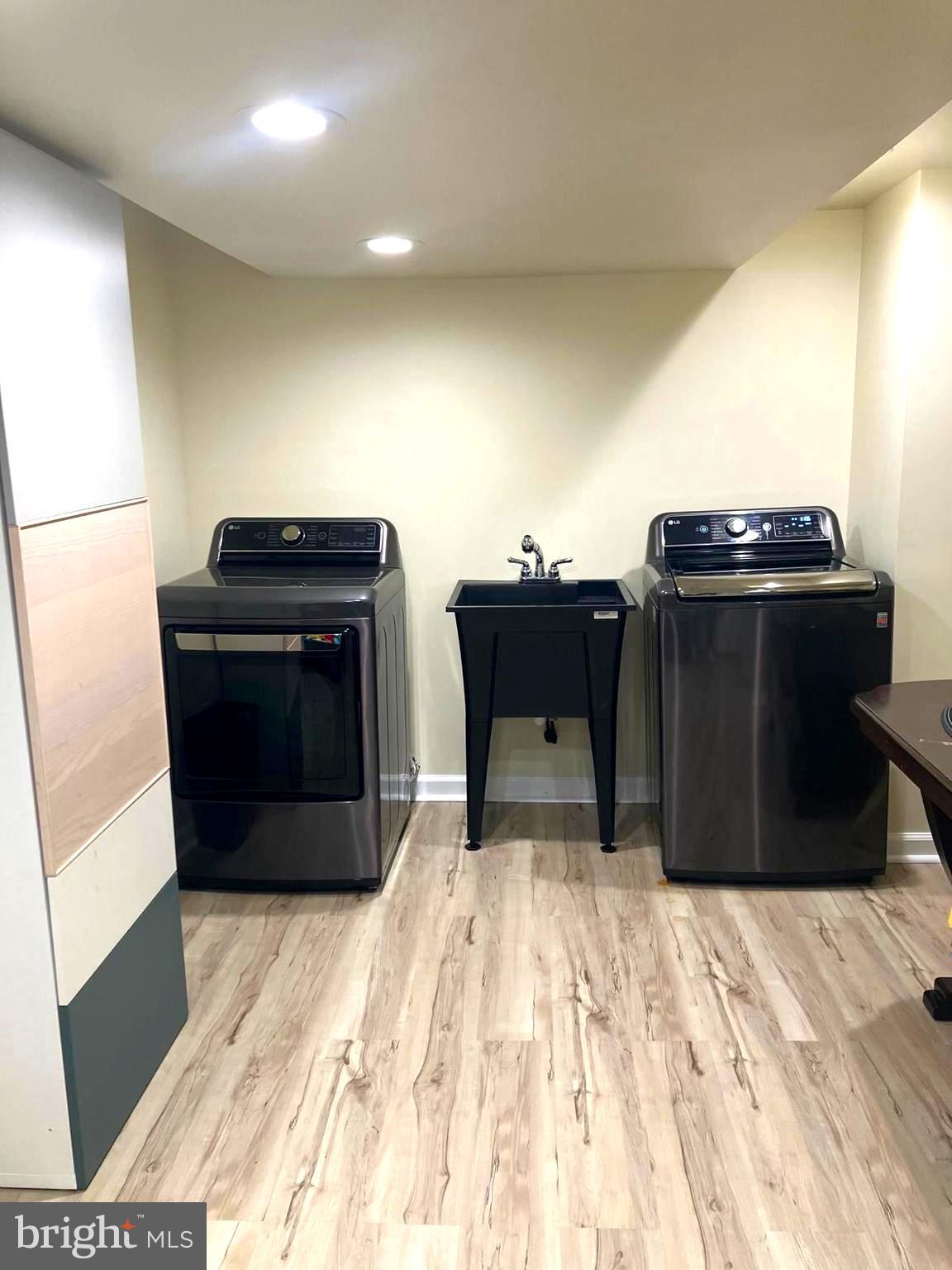 ARLINGTON HEIGHTS - Residential Lease