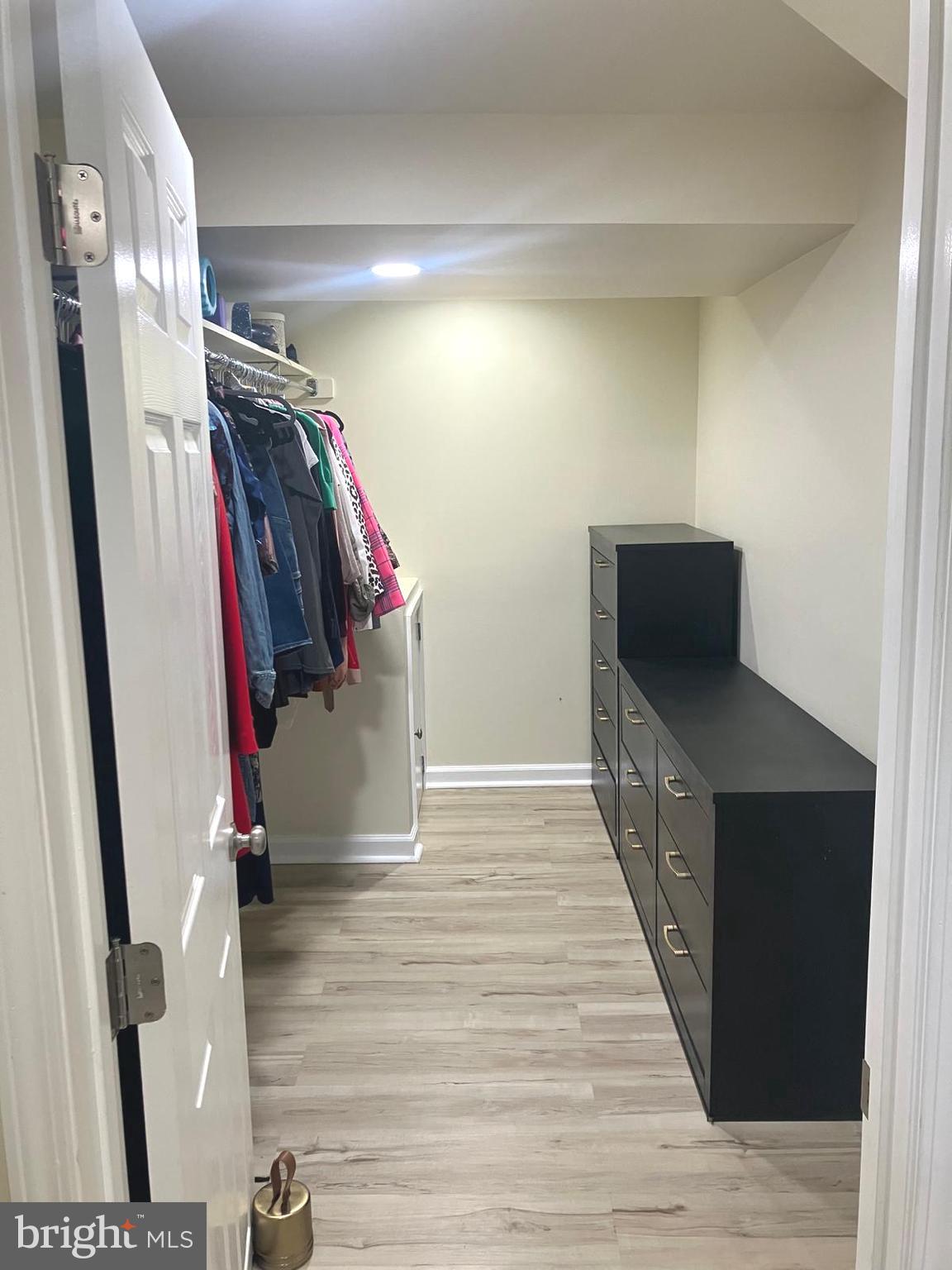 ARLINGTON HEIGHTS - Residential Lease