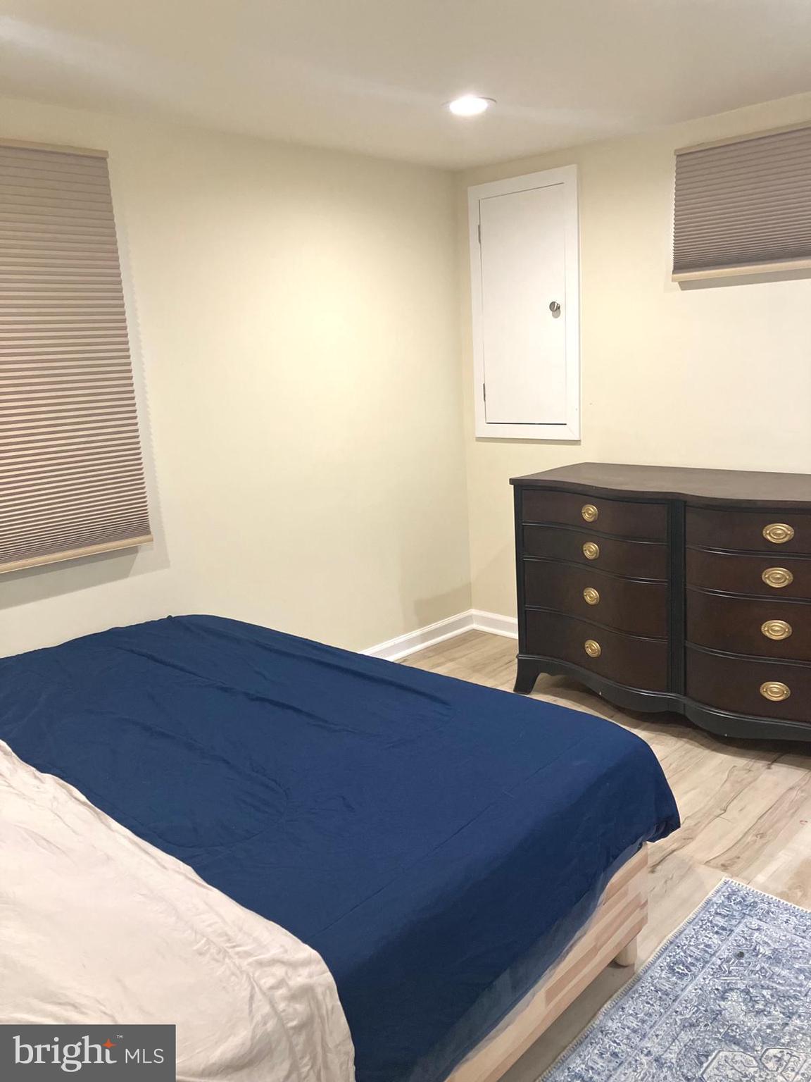 ARLINGTON HEIGHTS - Residential Lease