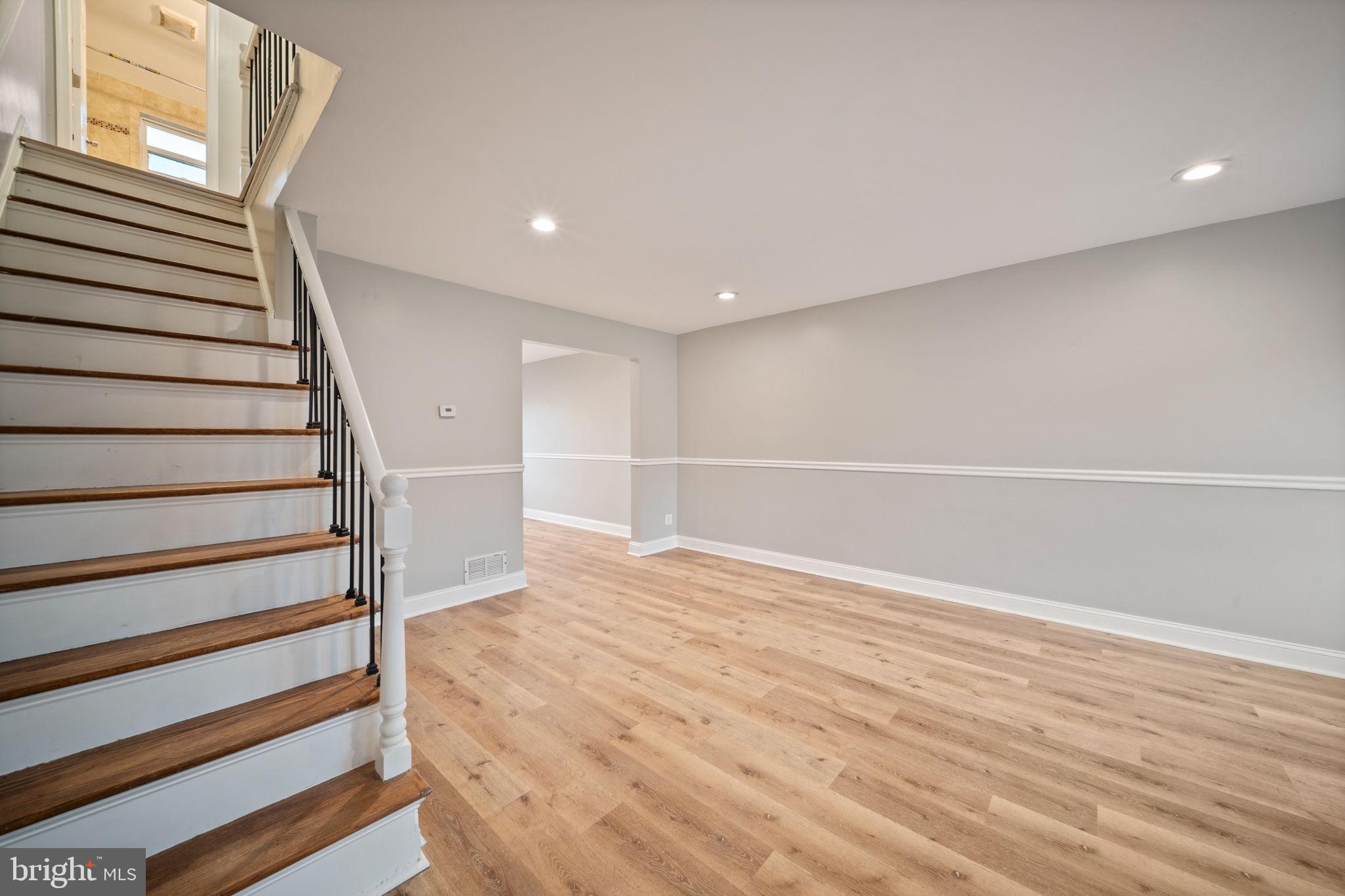 MIDDLESEX - Residential