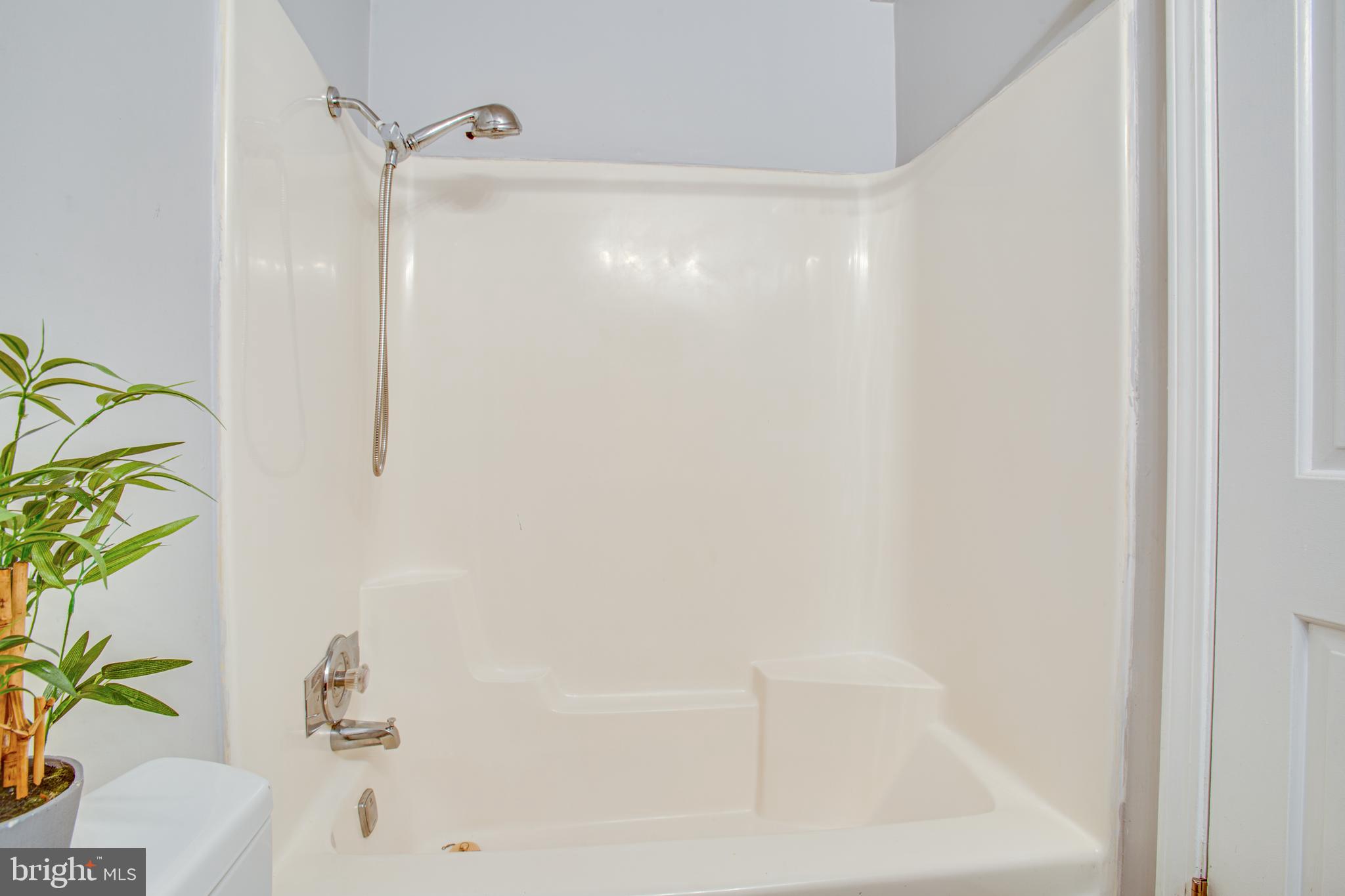 AQUIA HARBOUR - Residential Lease