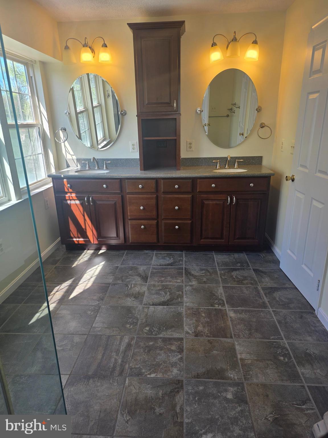 BATTLEFIELD ESTATES - Residential