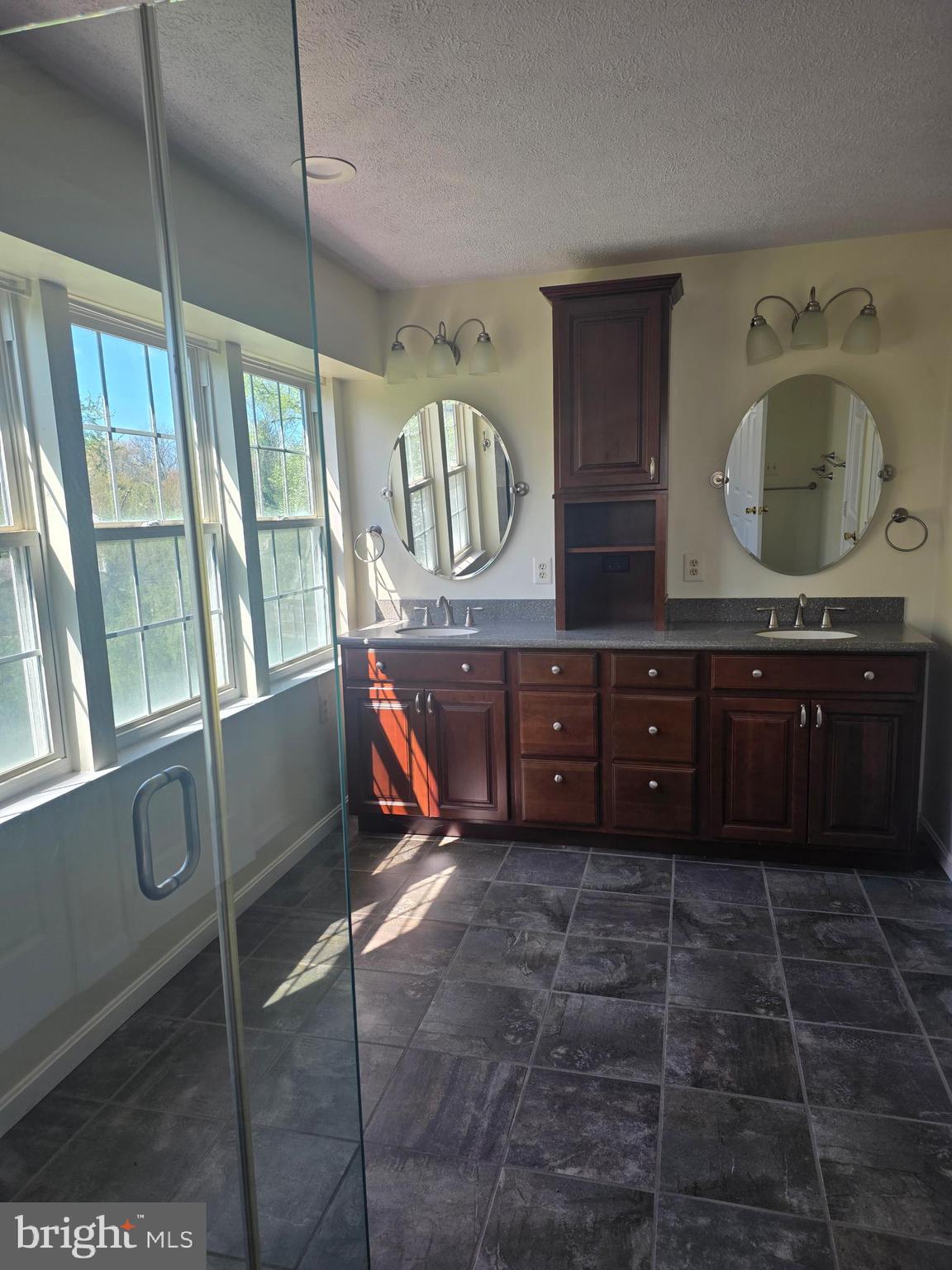 BATTLEFIELD ESTATES - Residential