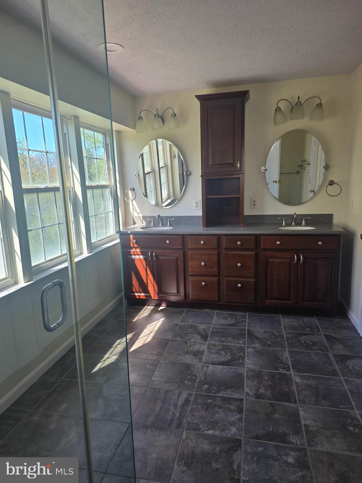 BATTLEFIELD ESTATES - Residential