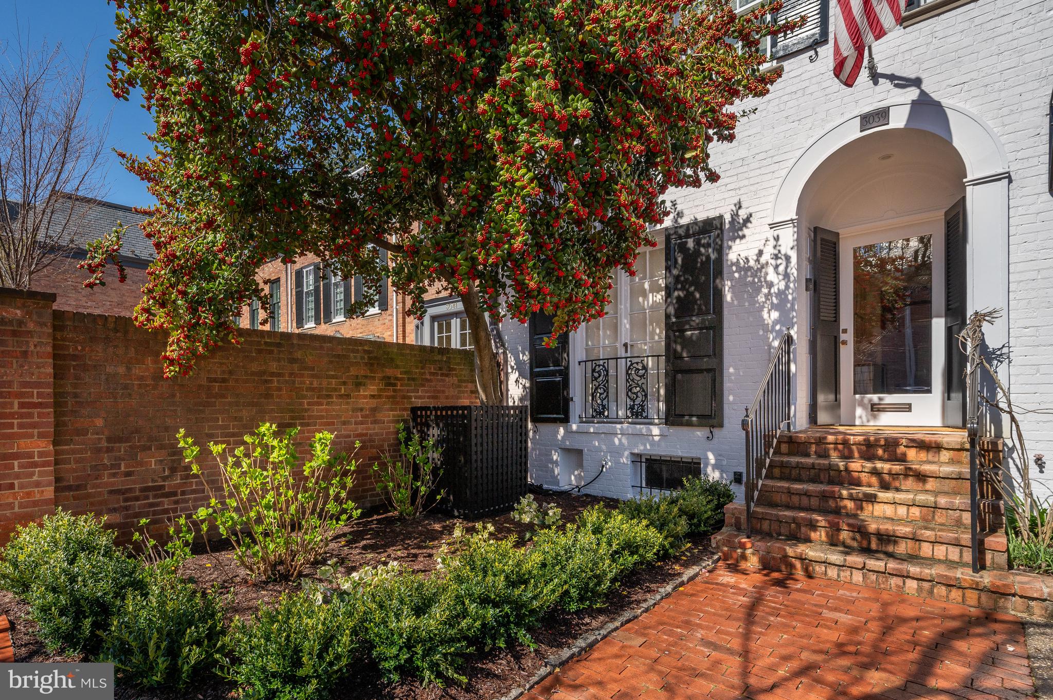 GEORGETOWN - Residential