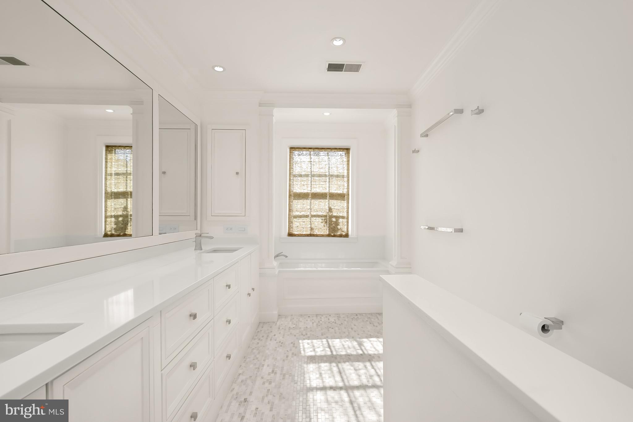 GEORGETOWN - Residential