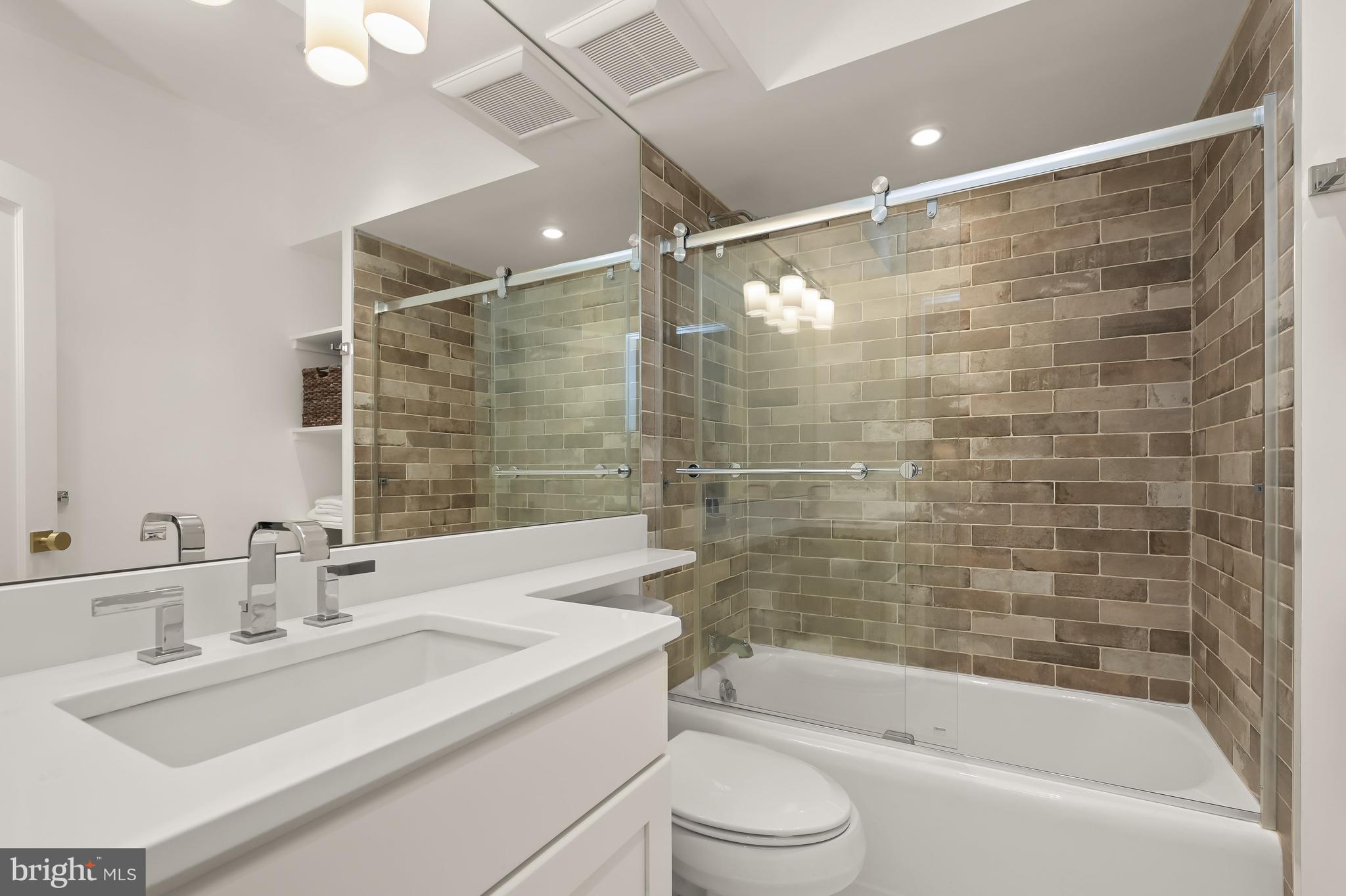 GEORGETOWN - Residential