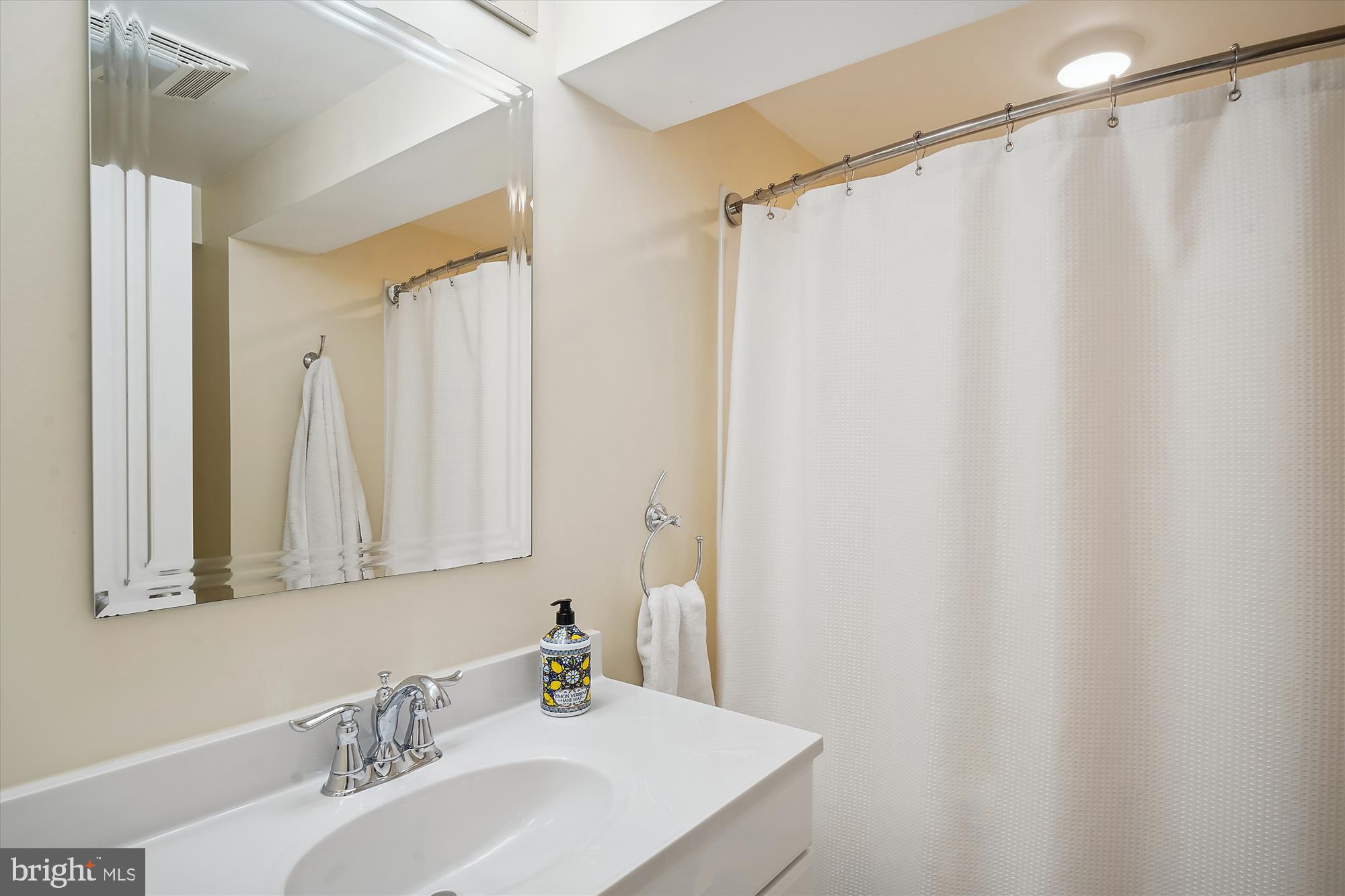 CARROLL KNOLLS - Residential