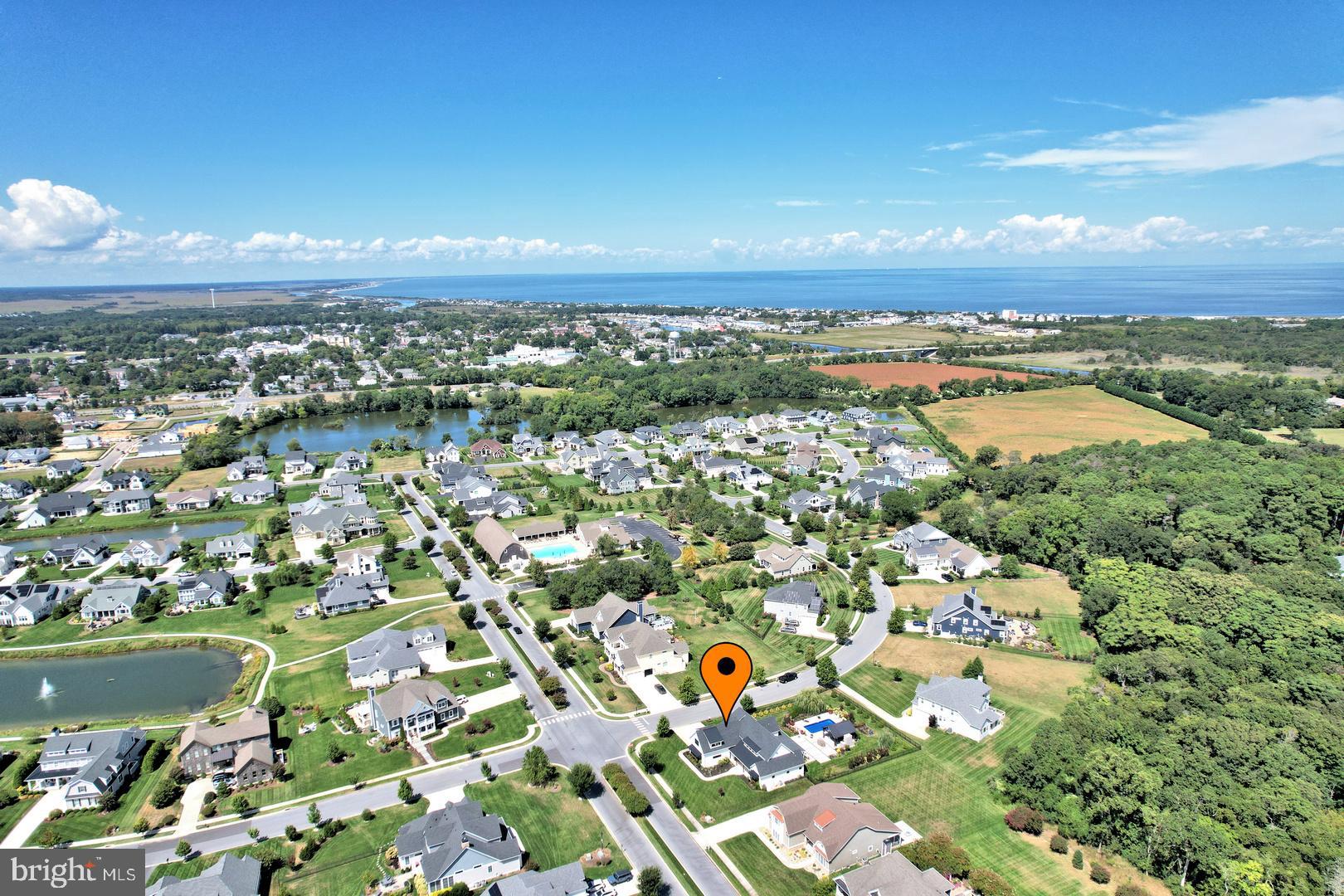 SHOWFIELD - Residential