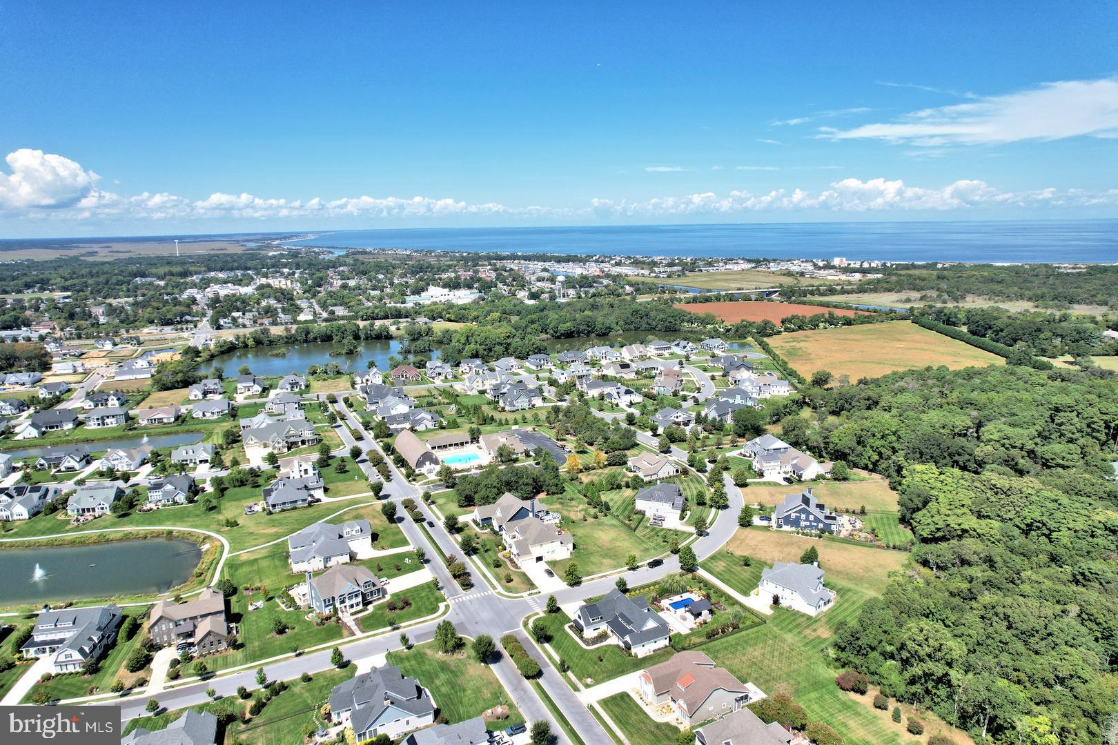 SHOWFIELD - Residential