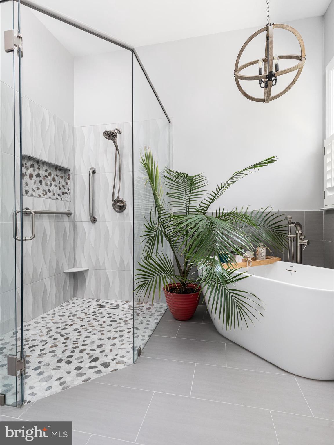 REGENCY AT DOMINION VALLEY - Residential