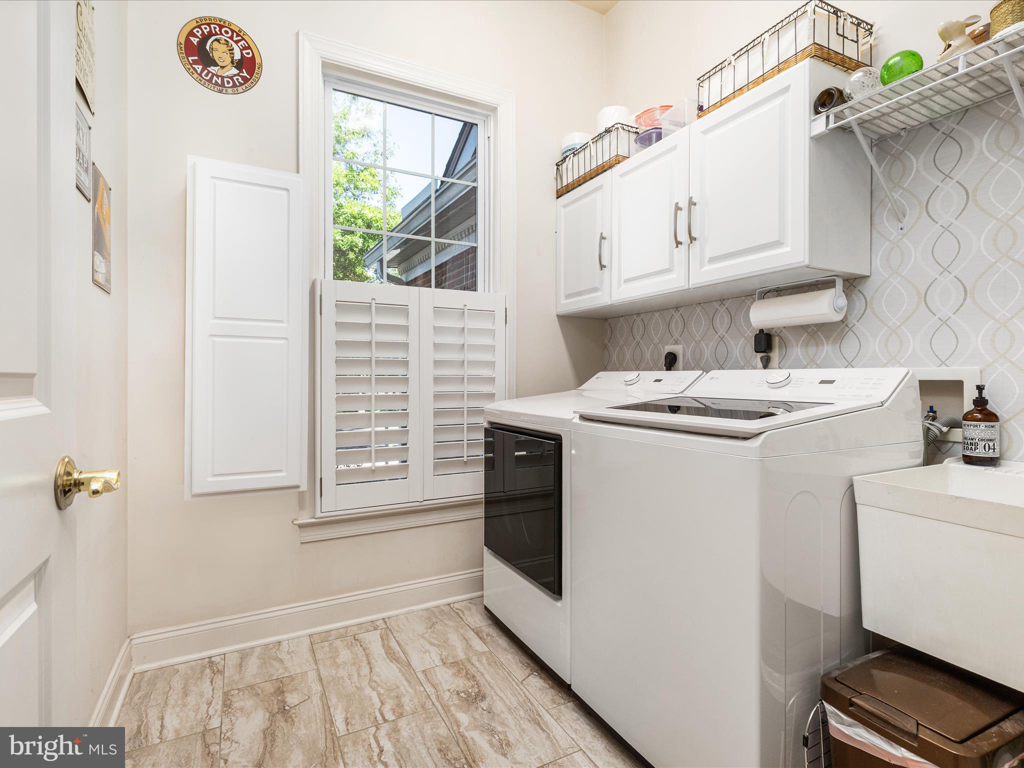 REGENCY AT DOMINION VALLEY - Residential